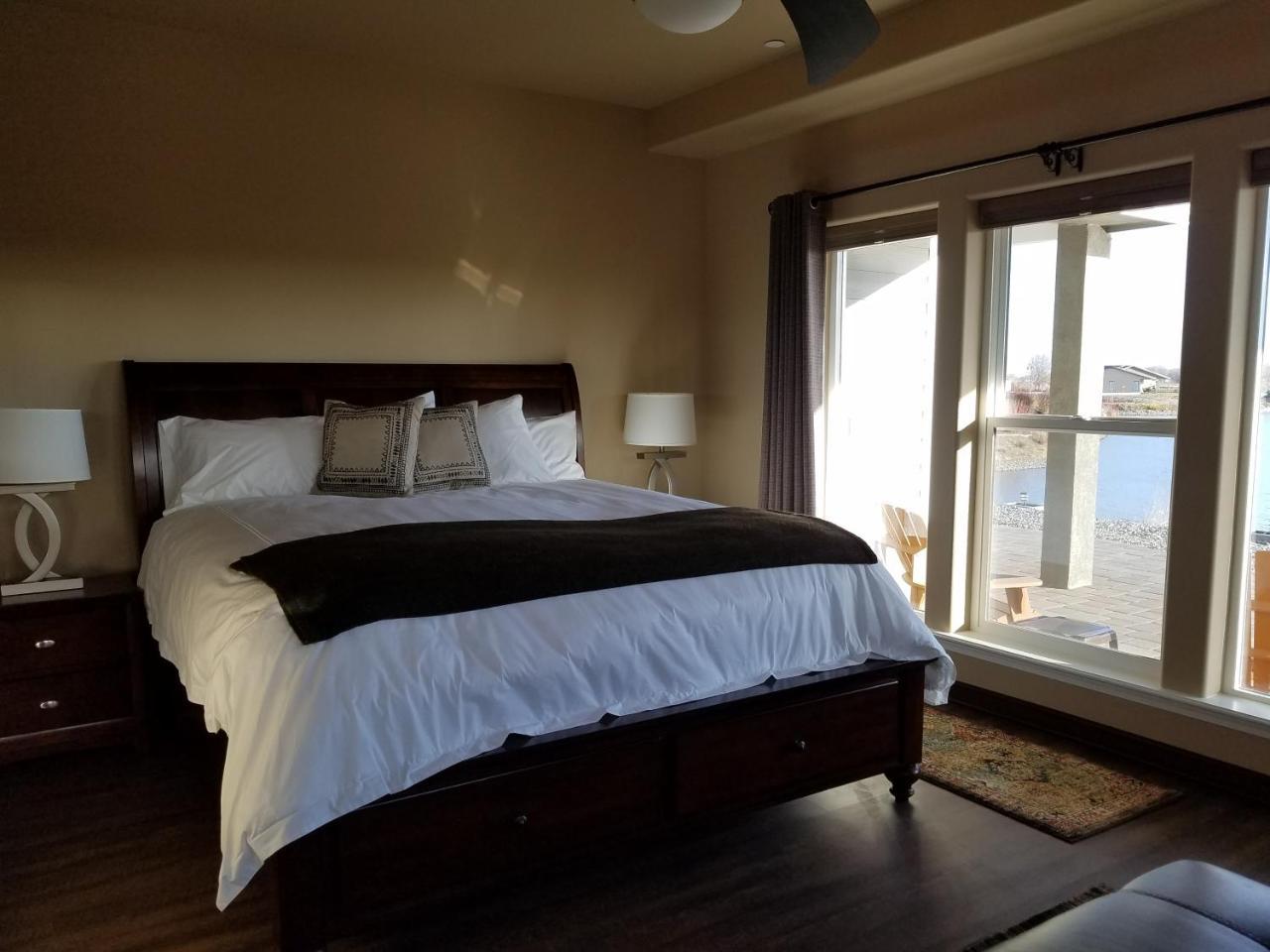 Zillah Lakes Inn 외부 사진
